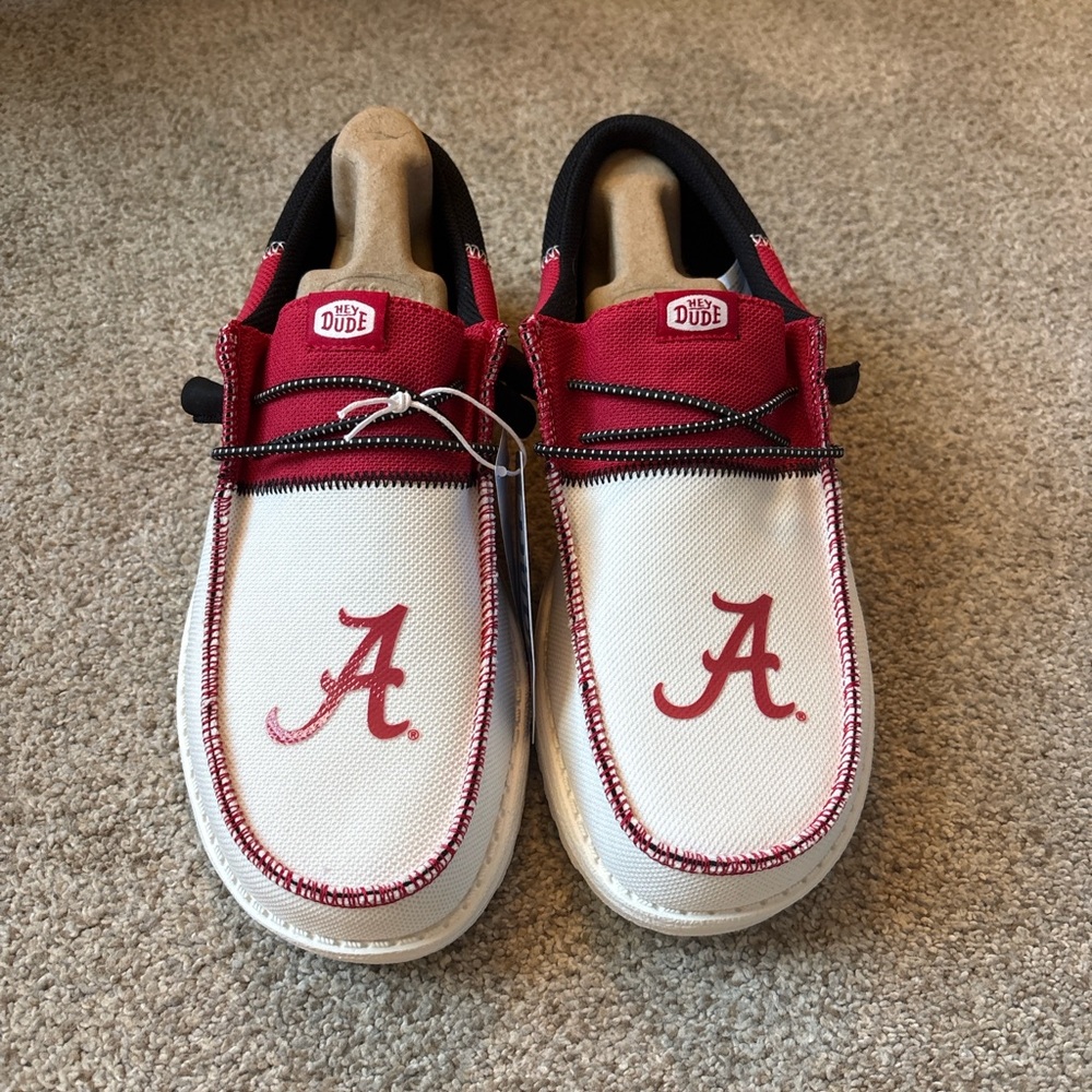 NWT Hey Dude x Alabama Crimson Tide Shoes | Size 10